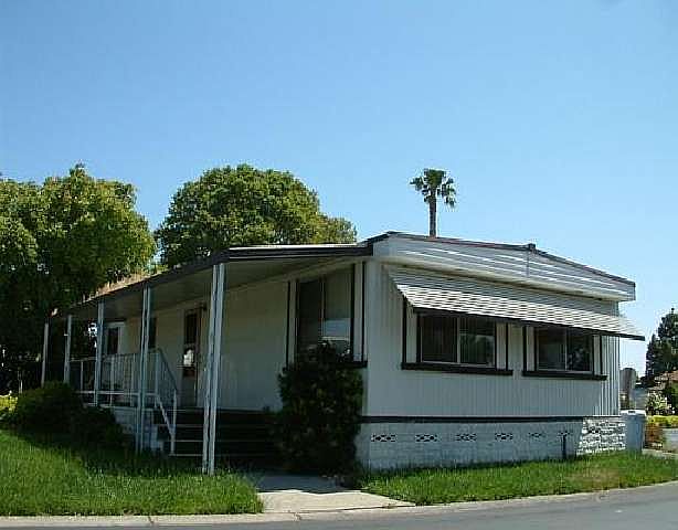 1st image of 250 Carob Way
