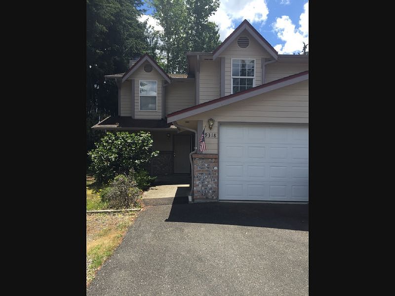 1st image of 9316 To 9318 117th St E