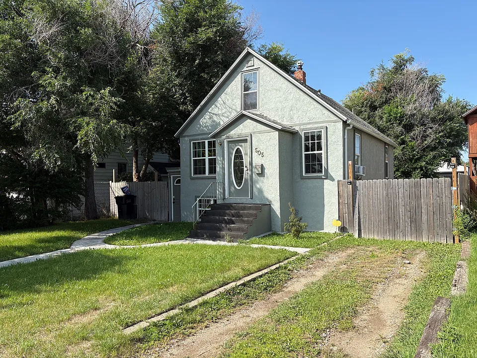 505 5th Ave W