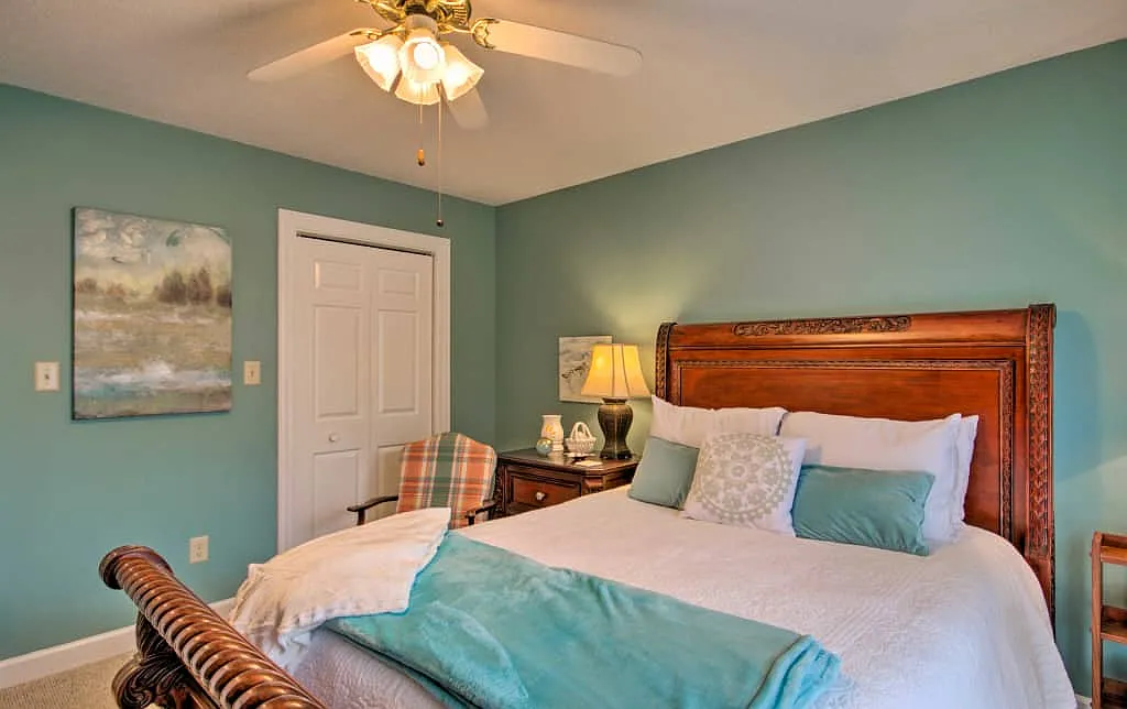 2 bed, 1300 sqft, $2,500 — Photo 4