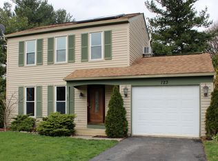 123 Warren Way, Lancaster, PA 17601