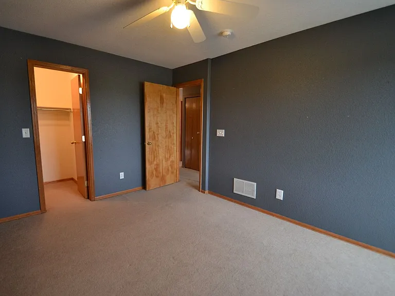 4879 Jedediah Smith Rd — Photo 10