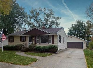 1595 Boland Rd, Green Bay, WI 54303