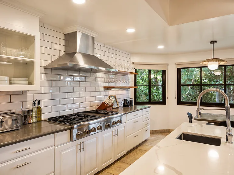 Equipped with brand new, top-of-the-line appliances for 2024, ensuring a modern cooking experience.
