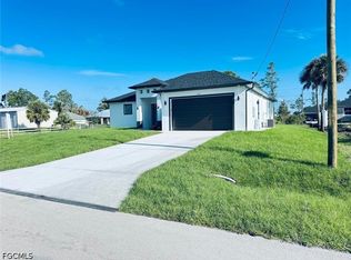 837 Foxtail St, Lehigh Acres, FL 33974