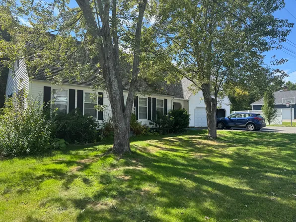 (undisclosed Address), Waterville, ME 04901