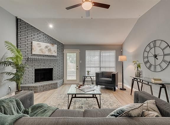 5th image of 1407 Petunia Dr