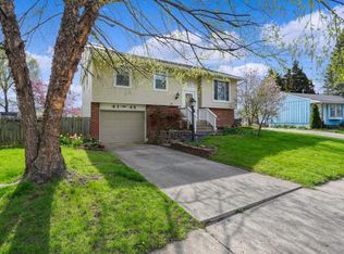 4142 Chesford Rd, Columbus, OH 43224