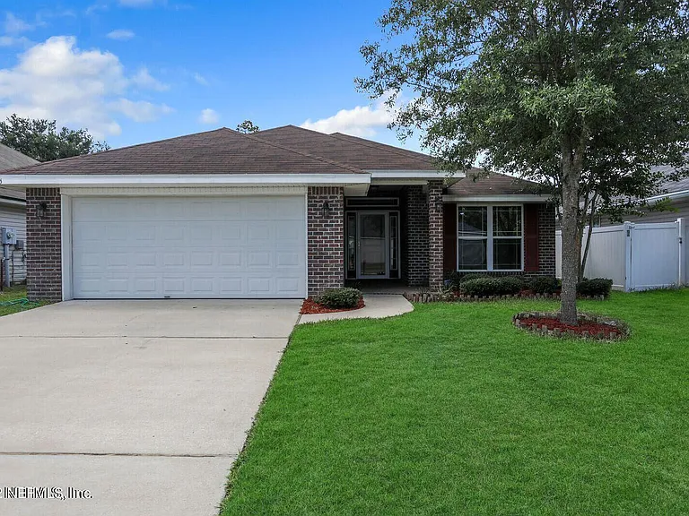 5816 Round Table Rd — Photo 1