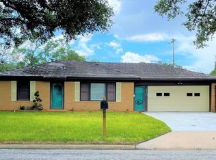 410 Tennie Ave, Wharton, TX 77488