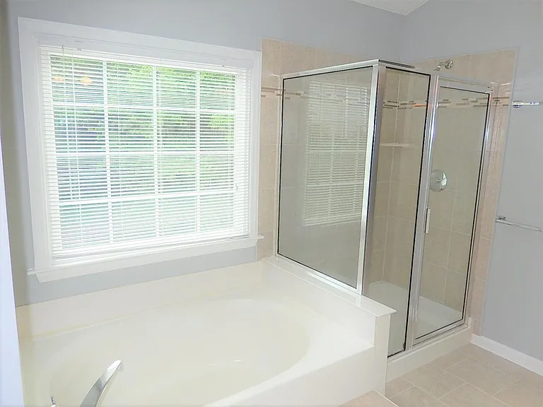 9801 Goodrum Ct — Photo 14