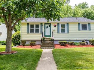 95 Kimball Rd, Dedham, MA 02026