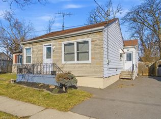 7 Elmwood Ave, Saint Catharines, ON