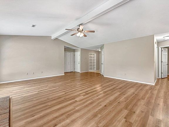 4th image of 2473 W Arthur Hart St