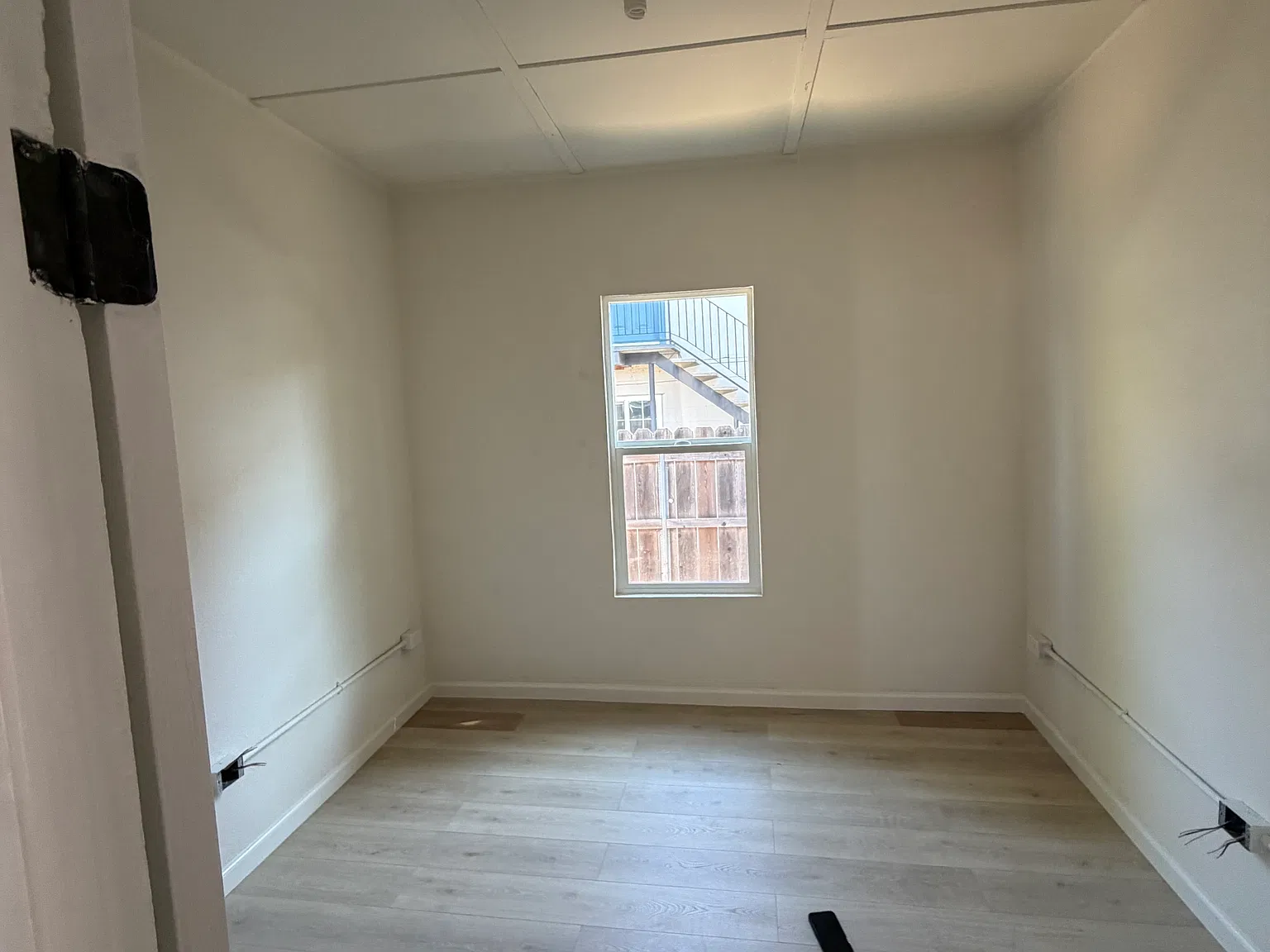 3 bed, 1.5 bath, 1100 sqft, $2,750 — Photo 3