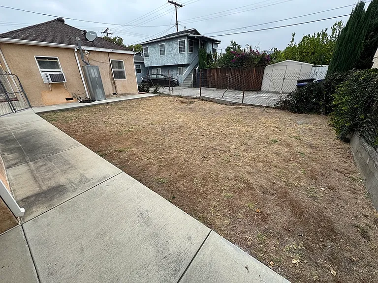 2014 N Parish Pl #2018 — Photo 1