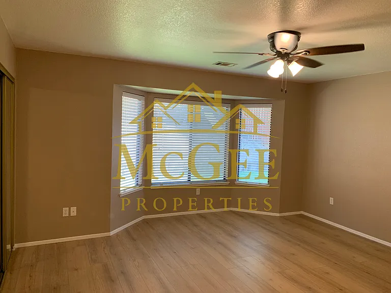 881 Spaniel Dr — Photo 12