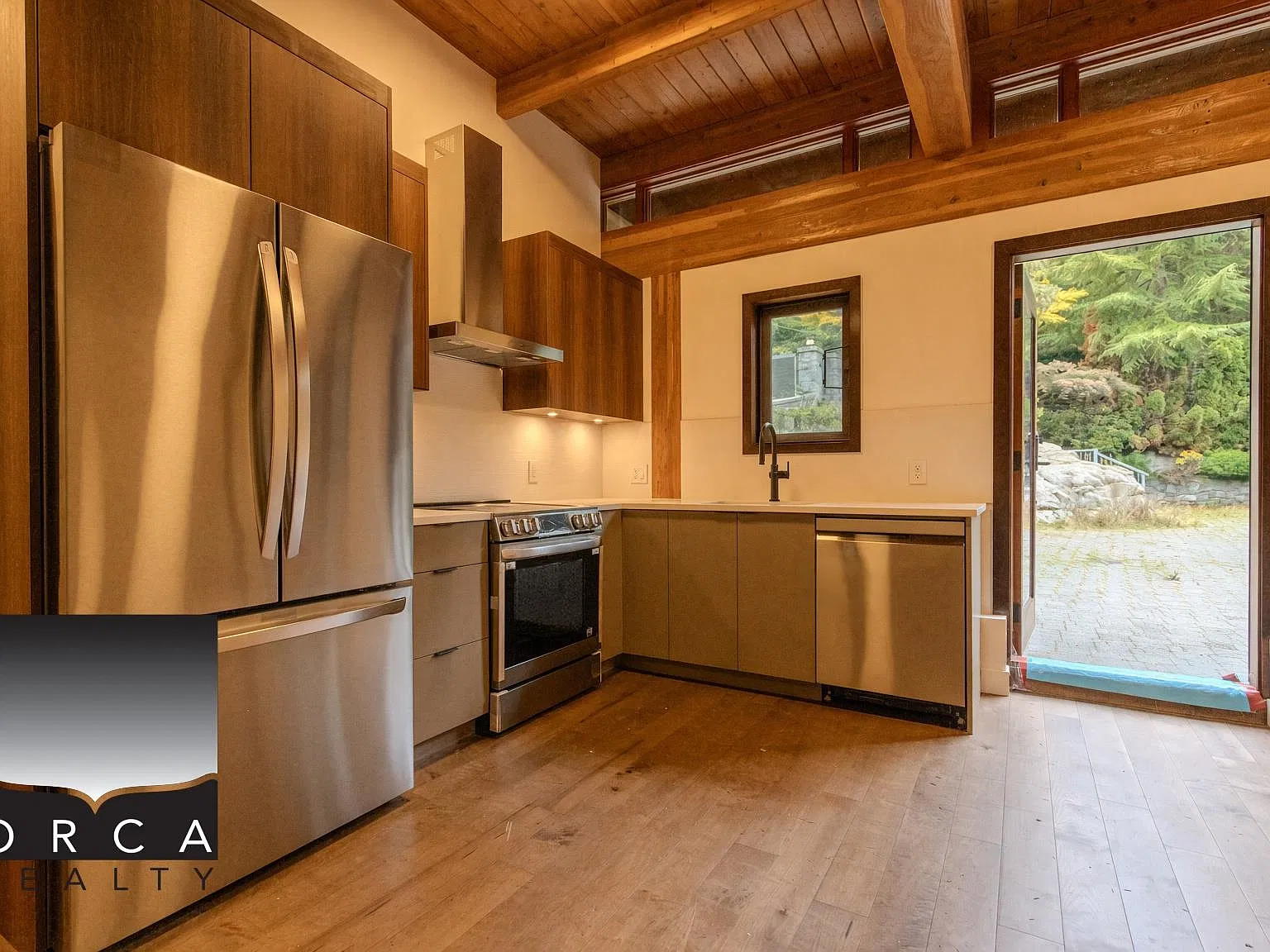 1 bed, 1500 sqft, $2,000 — Photo 4