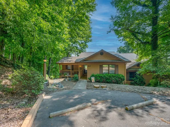 124 Bent Creek Blvd, Lake Lure, NC 28746