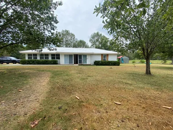 1544 Mallalieu Dr SE, Brookhaven, MS 39601