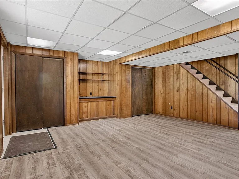 219 Main Entrance Dr — Photo 38