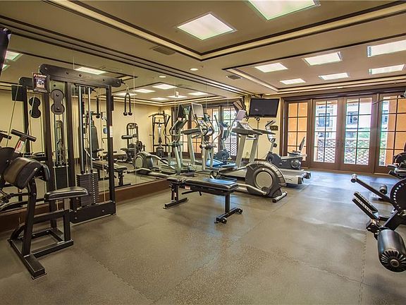 5th image of 315 New England Ave #5