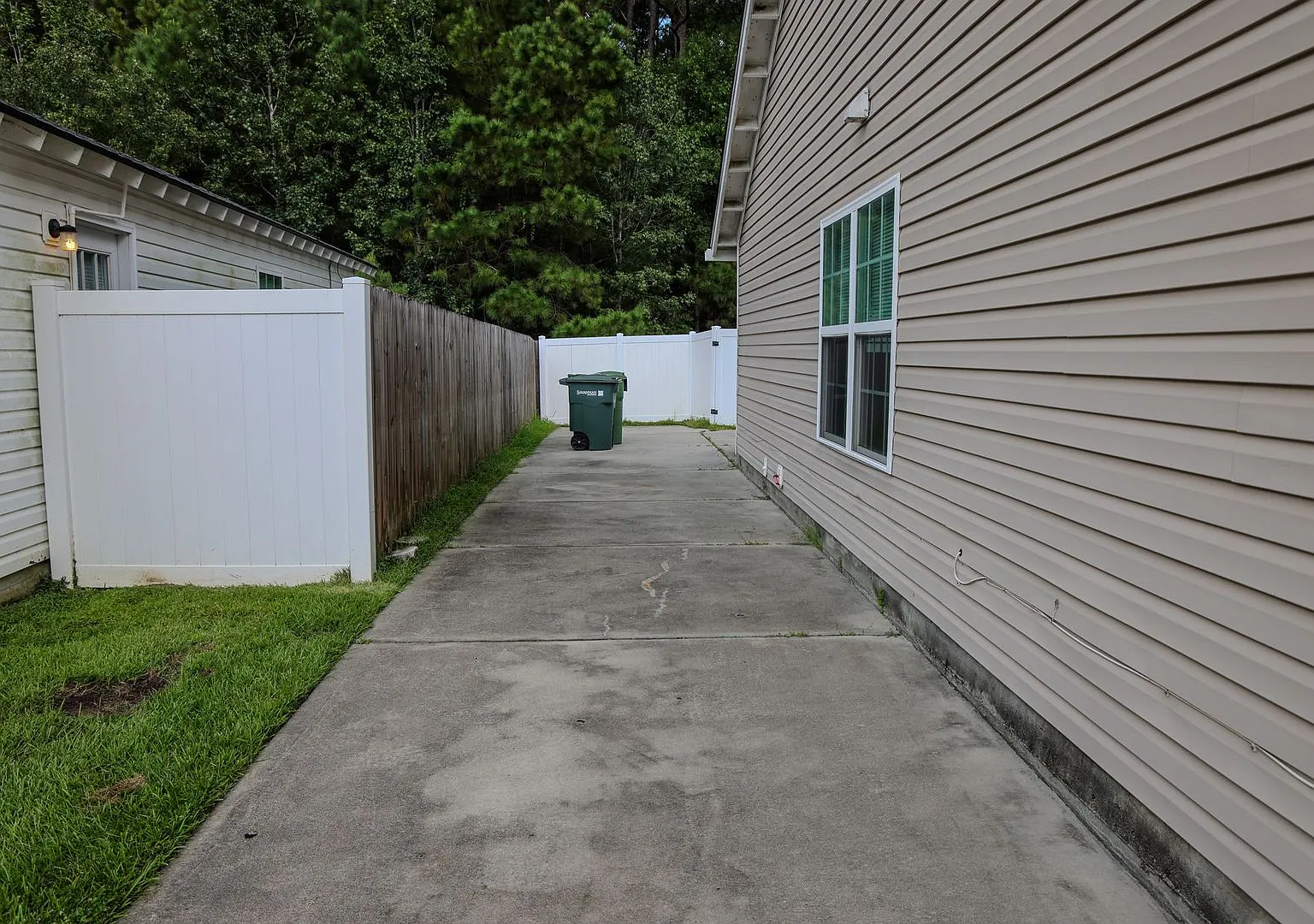 Bradley Pointe — Photo 3