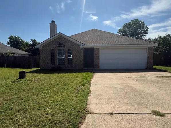 314 Beaumont Dr, Weatherford, TX 76086