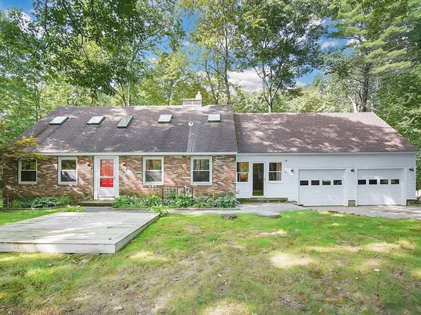 430 Long Plain Rd, Leverett, MA 01054