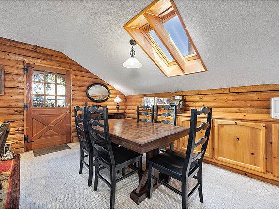5th image of 204 Cowbelle Blvd