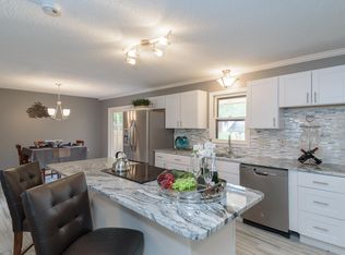 6900 N Dawn Ln, Kansas City, MO 64151