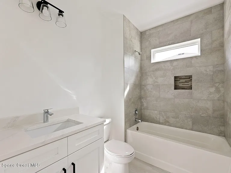 746 Harriet Ave — Photo 21
