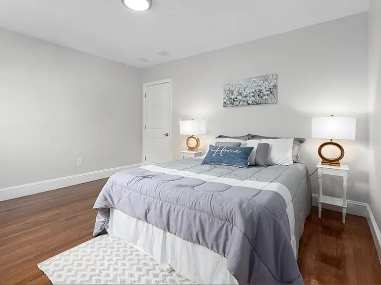 121 1st St #119 — Photo 12