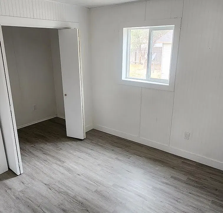 ID - 601, 603, 605, 620 N Hayes Ave - LB - 601
