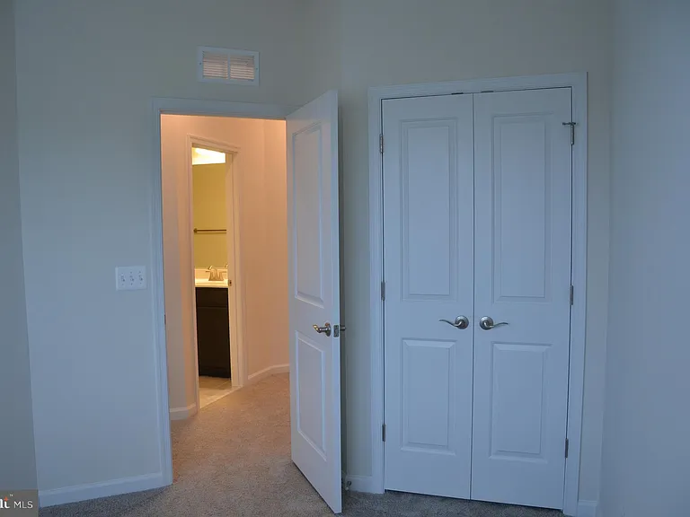 5609 Tallyn Hunt Pl — Photo 17