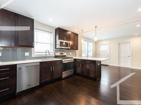 116 Jerome St, Medford, MA