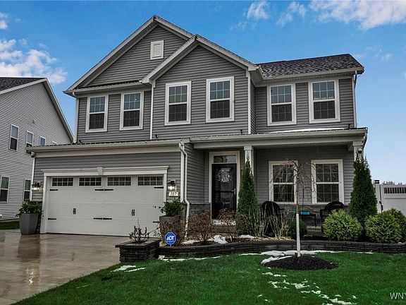 2nd image of 107 Founders Lake Ct