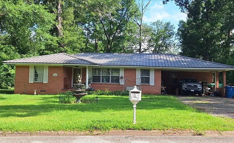 1508 E Lantrip St — Photo 2
