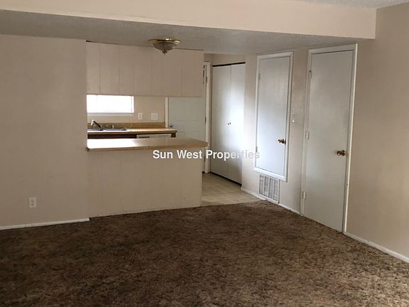 3rd image of 518 N Locke Ave APT 1