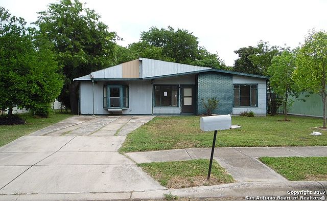 1st image of 2931 Jane Ellen St