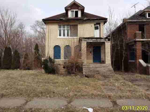 2688 Elmhurst