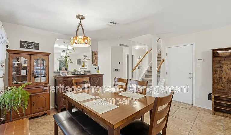 2909 Ashwood Rd — Photo 8