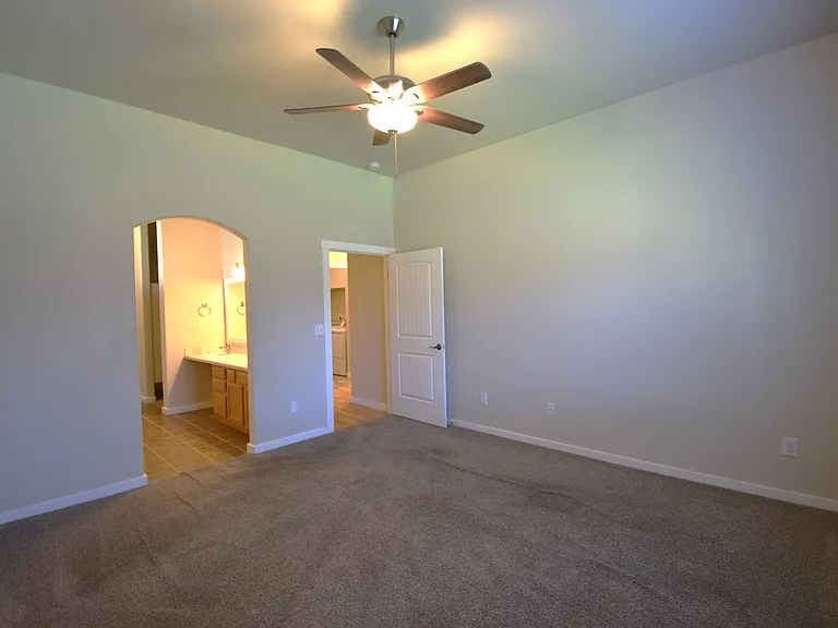 310 E Ironstone Ct — Photo 15