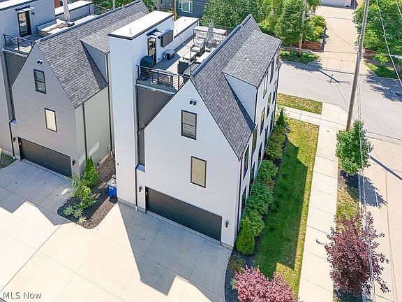 4th image of 2117 W 18th St