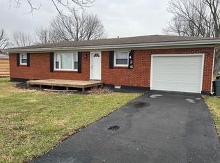 7426 Fairground Rd, Blanchester, OH 45107