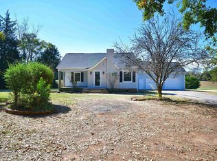 127 Cook Rd, Roebuck, SC 29376