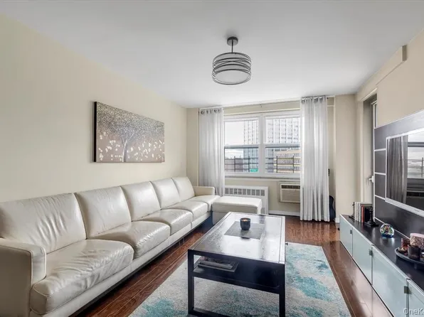 61-15 97th Street #6A, Rego Park, NY 11374