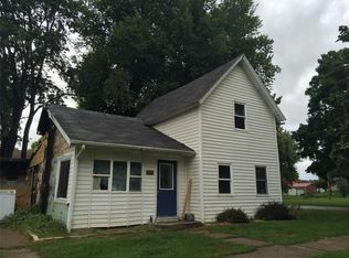 421 Broad St, Maxwell, IA 50161