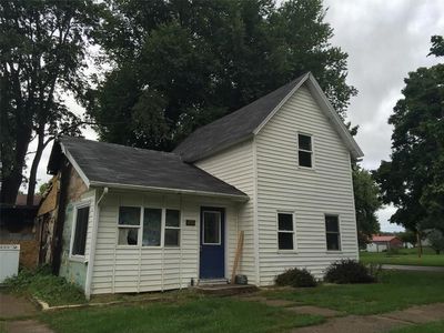421 Broad St, Maxwell, IA, 50161