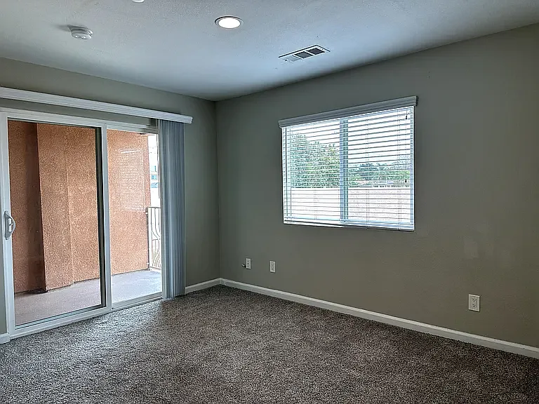 16397 Valencia Ave #1 — Photo 7